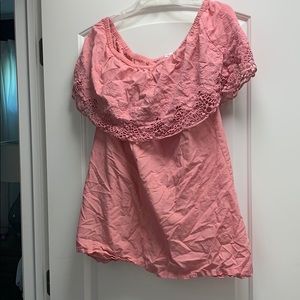 Beautiful pink off the shoulder maternity top